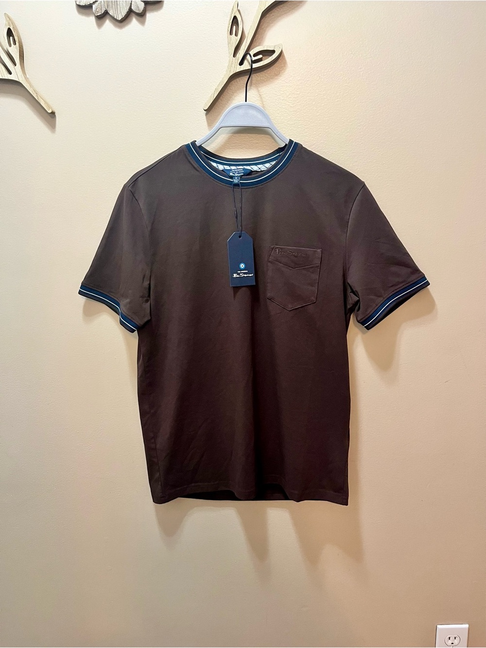 NWT Ben Sherman Men’s Brown Pocket T‑Shirt Size Small